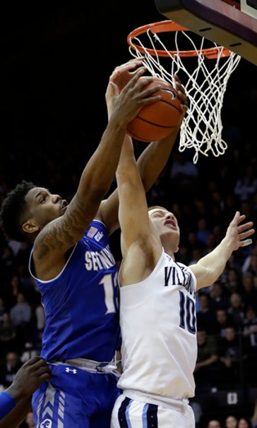 Jenkins, Brunson, lead No. 1 Villanova past Seton Hall 76-46 (Jan 16, 2017)